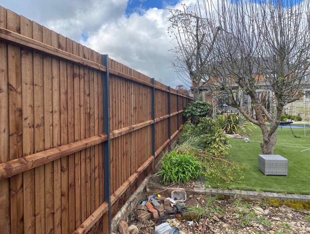 new close board fencing derby1693378915L1