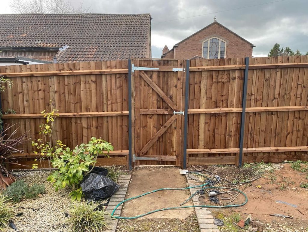 new close board fencing derby1693378915L2