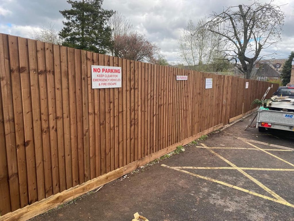 new close board fencing derby1693378915L5